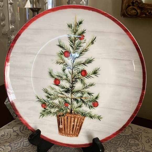 NWT MIKASA 9 inch Countryside Christmas Tree Portrait Plate - Picture 2 of 7
